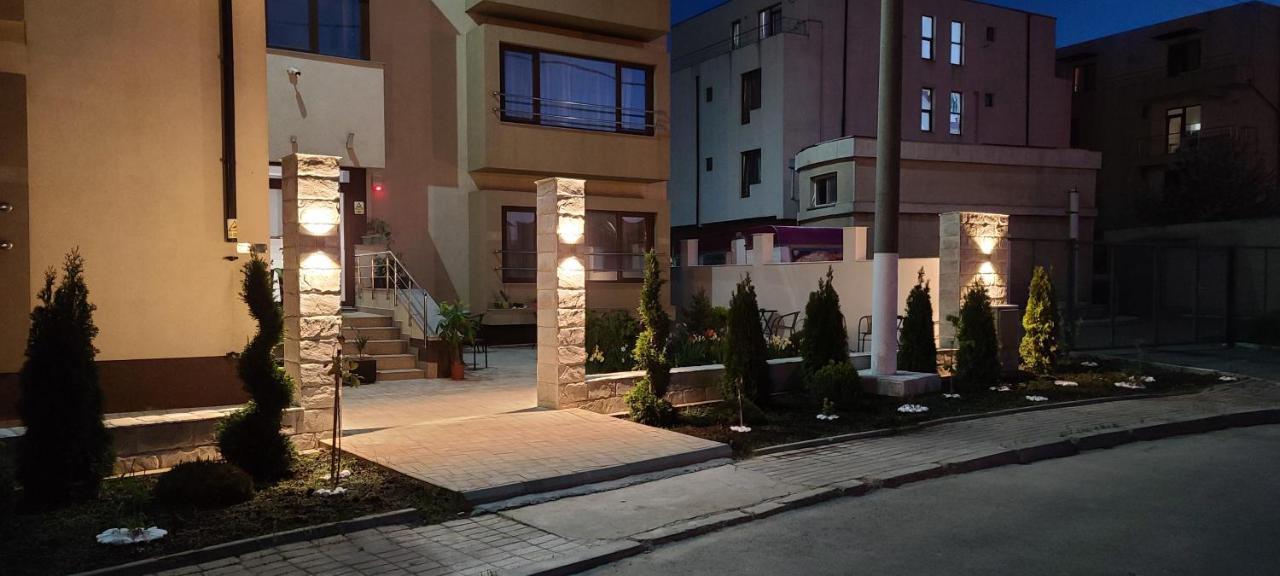Апартаменты Casa Andi Нэводари Экстерьер фото
